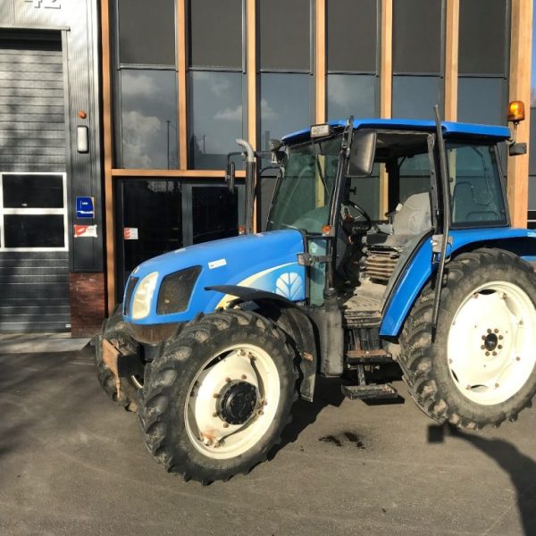 New Holland TL90