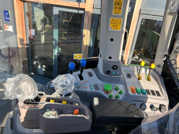 Deutz Fahr 6150.4 RV shift - Afbeelding 4